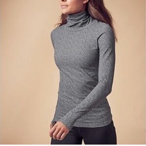 Athleta turtleneck Flurry Peak seamless, size XS